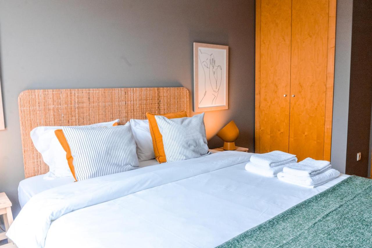 Sunny Studio In The Heart Of Lapa - 5Min Walk To Metro! ปอร์โต ภายนอก รูปภาพ