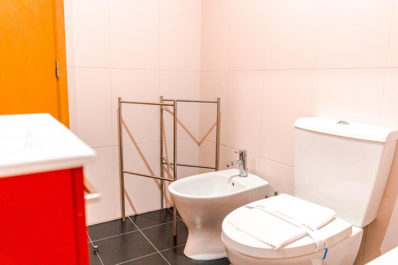 Sunny Studio In The Heart Of Lapa - 5Min Walk To Metro! ปอร์โต ภายนอก รูปภาพ
